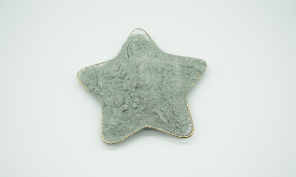 綠碳化硅微粉在磨削加工中的優勢及應用案例