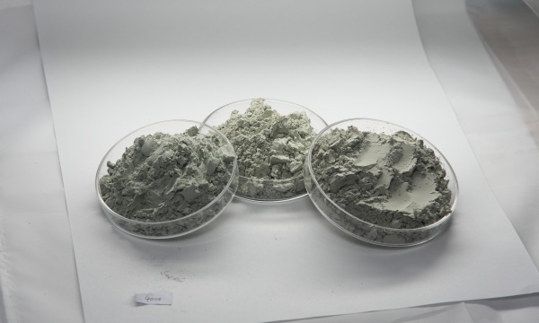 綠碳化硅微粉在陶瓷加工中的關鍵作用